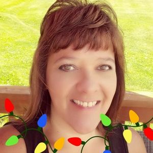 Meet your Posher, Leanne